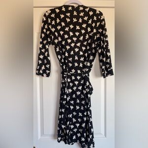 NWT Diane von Furstenberg New Julian Birdy wrap dress in size 12